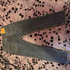 Mens levis like new worn 2 to 3 times